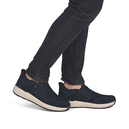 Men’s Suede Walk Shoe