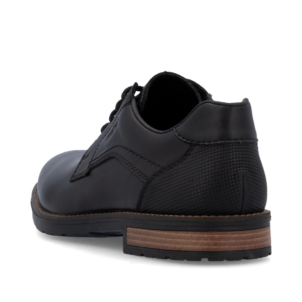 Men’s Lace-Up Leather Dress Shoe
