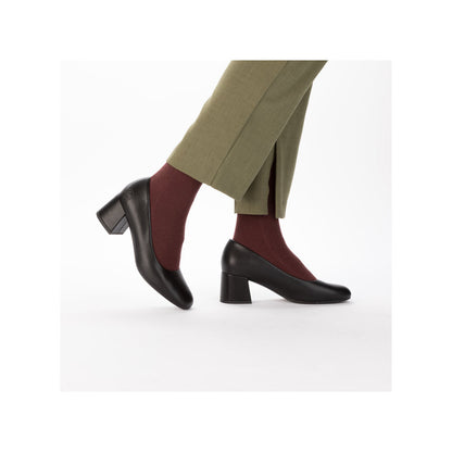 Women’s Leather/Suede Slip-On Pump