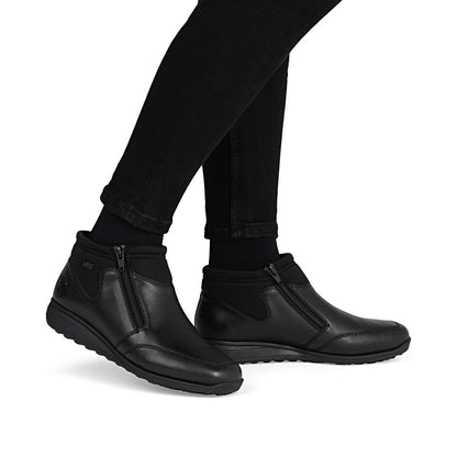 Women’s Waterproof Leather Ankle Boot
