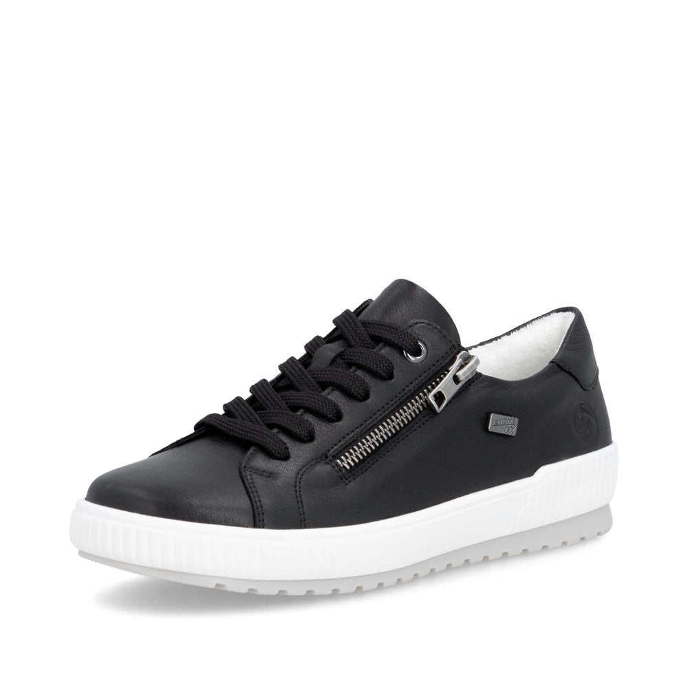Women’s Leather Lace-Up Shoe