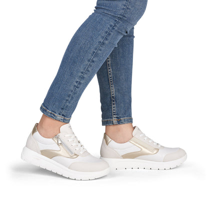 Women's Casual Shoes