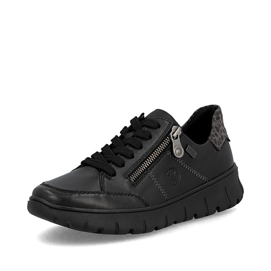Women’s Leather Lace-Up Walking Shoe