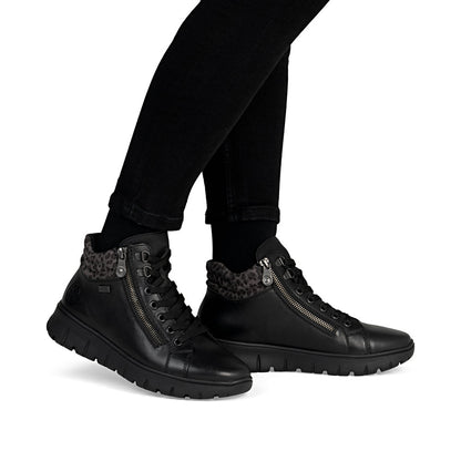 Women’s Waterproof Leather Bootie