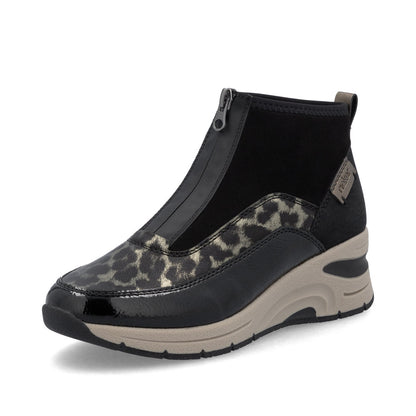 Women’s Leather Zip-Up Bootie