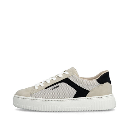 Women’s Lace-Up Shoe