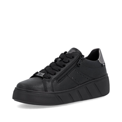 Women’s Leather Low-Top Sneaker